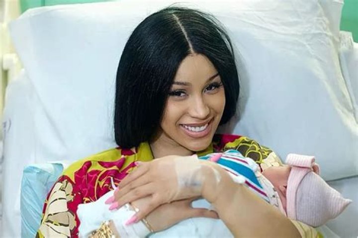 'RHOBH' Star Gives Birth to Baby No. 3