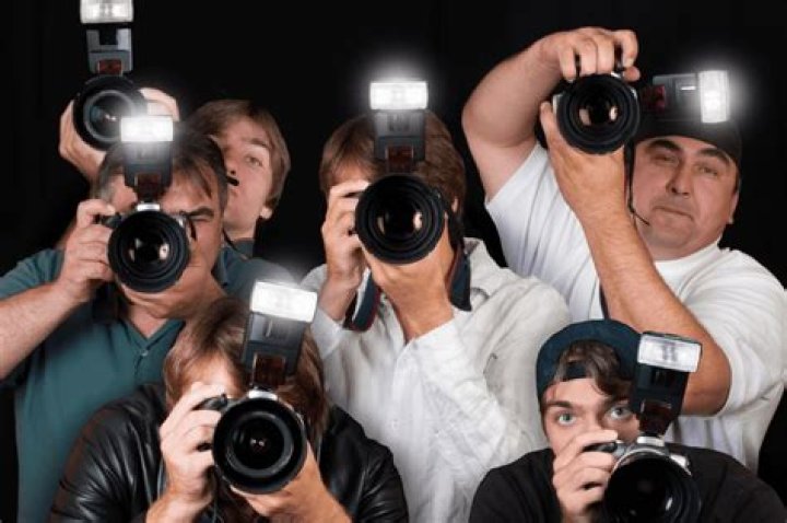 10 Crazy Methods Celebrities Use to Avoid the Paparazzi