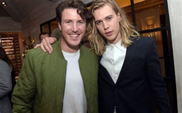 Aaron Jakubenko Net Worth - Wiki, Age, Weight and Height, Relationships, Family, and More