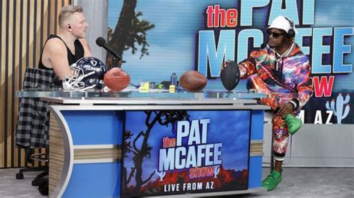 Aaron Rodgers has been booted off ‘The Pat McAfee Show’ for being a nutjob
