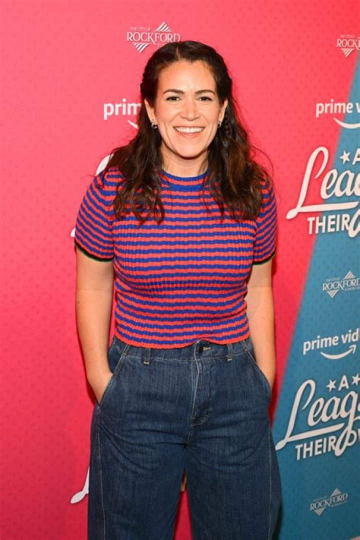 Abbi Jacobson Net Worth - Wiki, Age, Weight and Height, Relationships, Family, and More