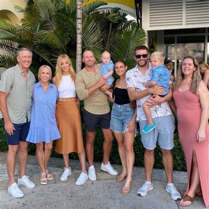Abby Hornacek Husband – Is She Married To Anthony Neyer? Wikipedia Age And Salary