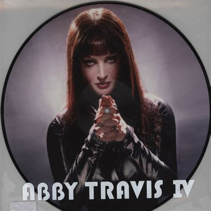 Abby Travis Bio (Wiki) 