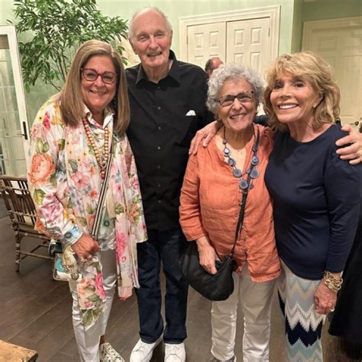 Alan Alda Net Worth - Wiki, Age, Weight and Height, Relationships, Family, and More