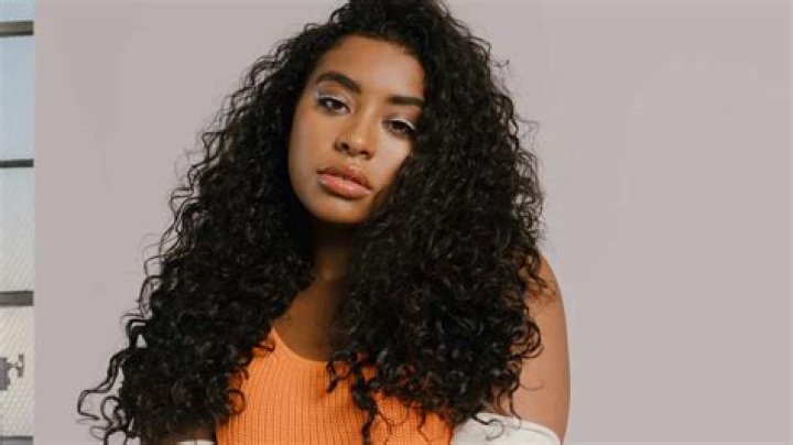 Alycia Pascual-Pena - Age, Family, Bio