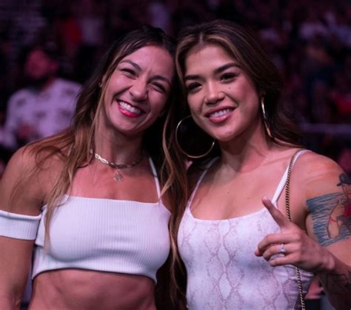 Amanda Ribas Lesbian Rumors – Does She Have Girlfriend?