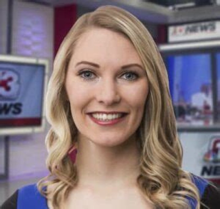 Amber Alexander Bio (Wiki) 