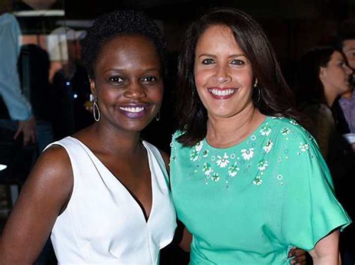 American Comedian, Dan Gurewitch Lives A Blissful Love Life Along With Her Girlfriend. Then Who Is She?