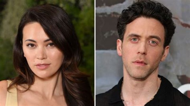 Ashley Zukerman Bio (Wiki) 