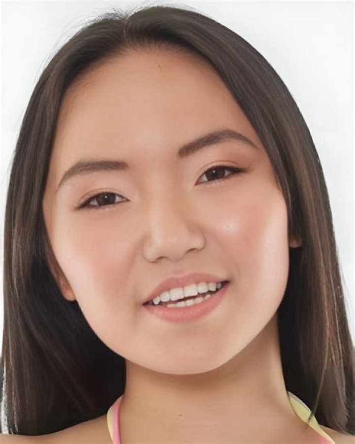 Asia Lee - Age, Family, Bio