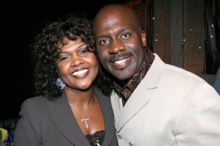 Bebe Winans - Age, Family, Bio