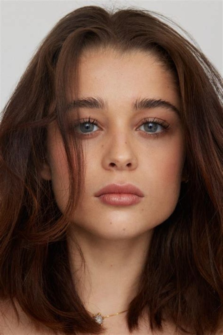 Berta Castane - Age, Family, Bio