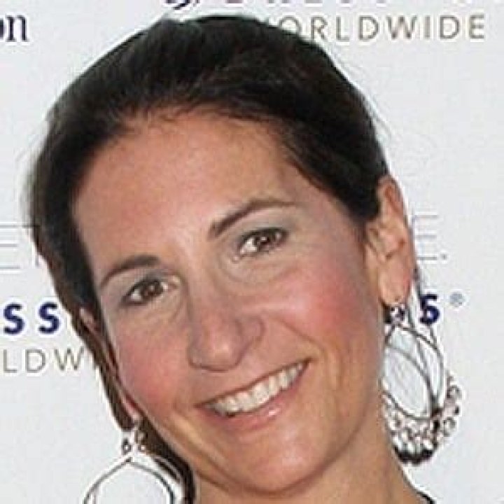 Bobbi Brown - Age, Family, Bio