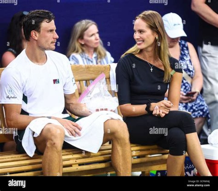 Botic van de Zandschulp wiki, wife, ranking, parents, pronunciation, Wimbledon, Nedal, Instagram