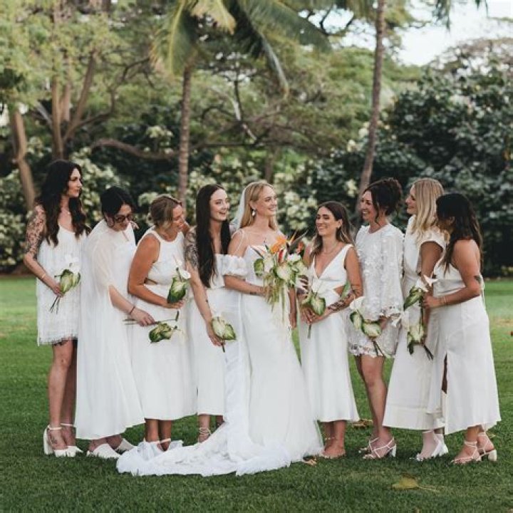 Bride’s reasonable wedding rules: no kids, no big announcements, don’t wear white