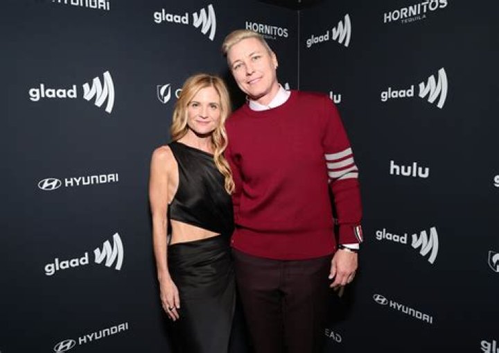 Britney Spears in a Giannina Azar dress at the GLAAD Awards: cute or nope?