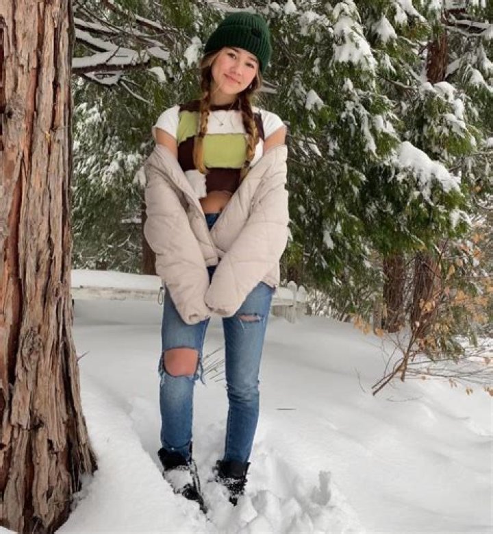 Brooklyn Rae Silzer Bio (Wiki) 