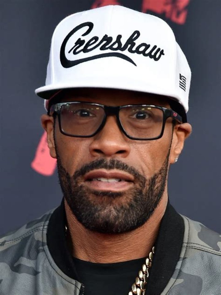 Bruce Beresford-Redman net worth, age, height, bio, birthday, wiki, and salary