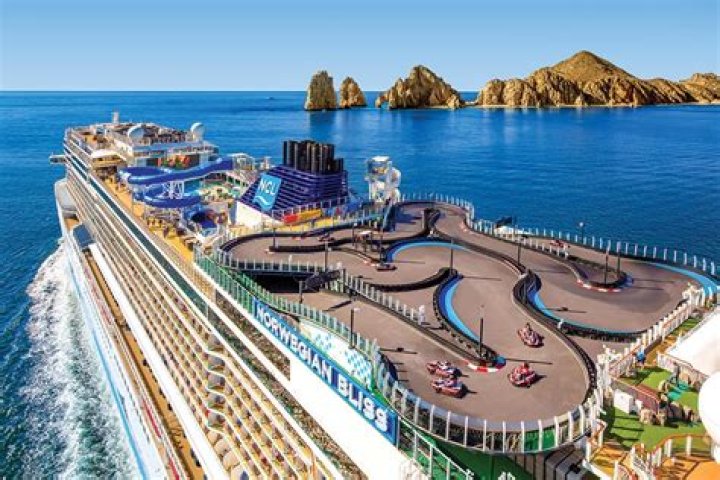 Cabo Cruise: Discover Cruises to Cabo San Lucas Mexico