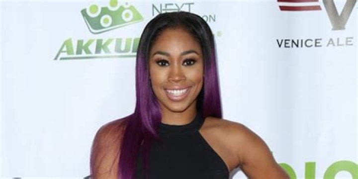 Cameron Lynn - Age, Family, Bio