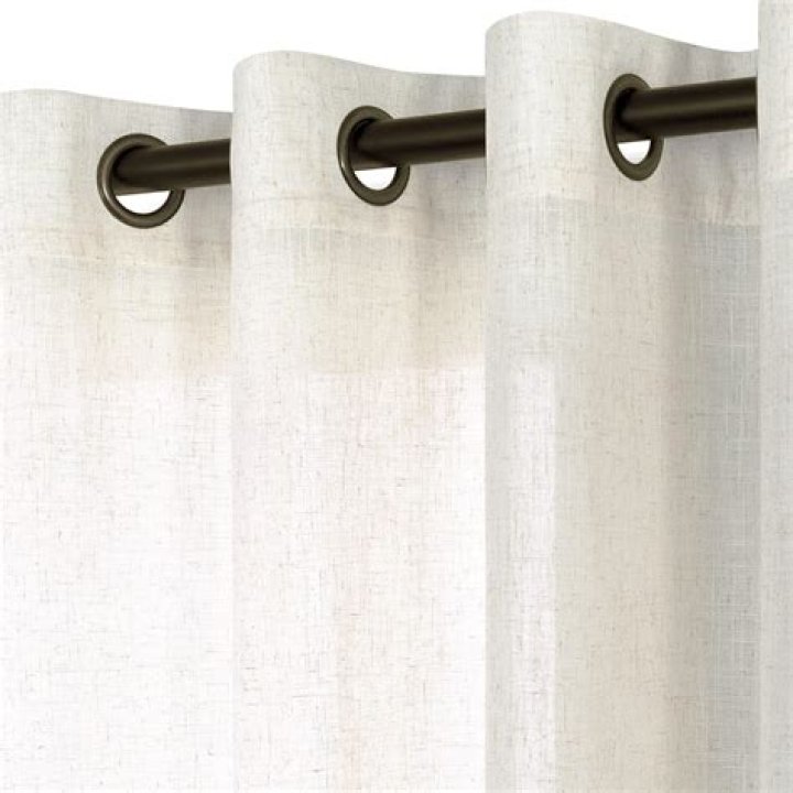 Can you machine wash curtains with grommets?