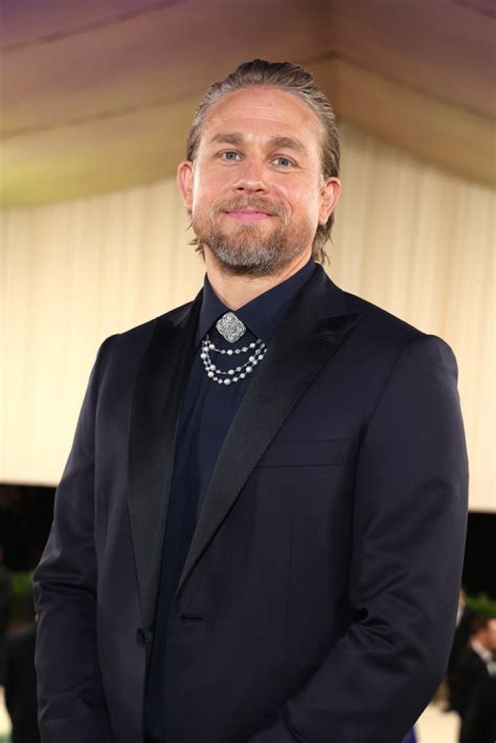 Charlie Hunnam’s flesh-beard looked subdued at Comic-Con: would you hit it?