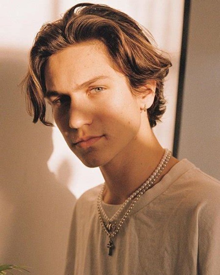 Chase Hudson 2020 Net Worth Reveal