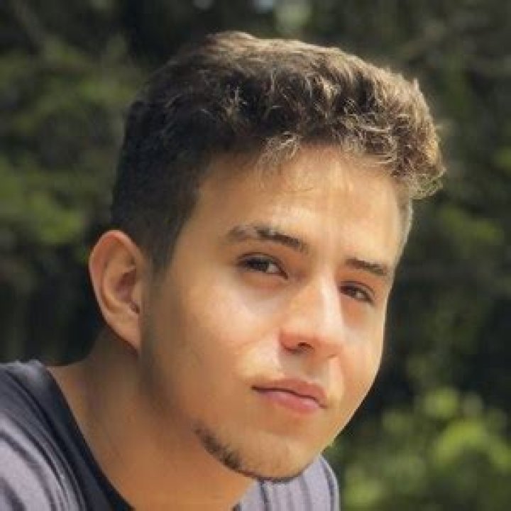 Cheo Gallego - Age, Family, Bio