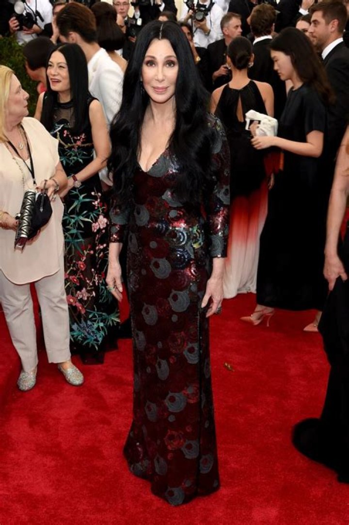 Cher Net Worth: Houses & Charities