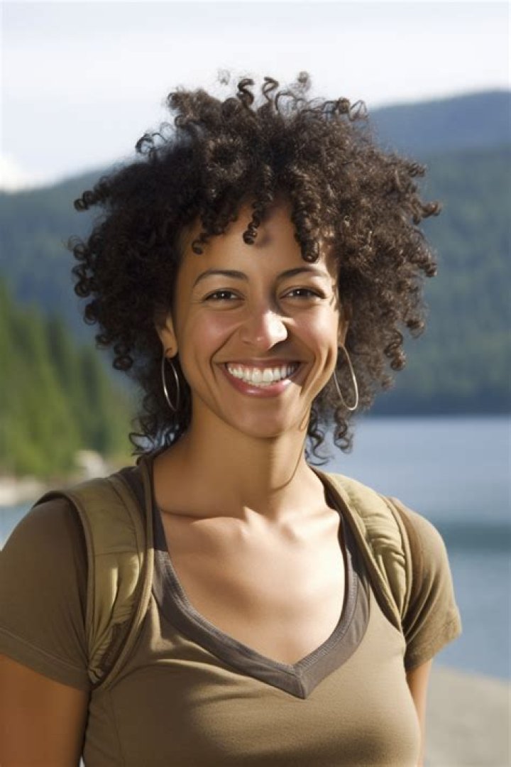 Chia Habte Bio (Wiki) 