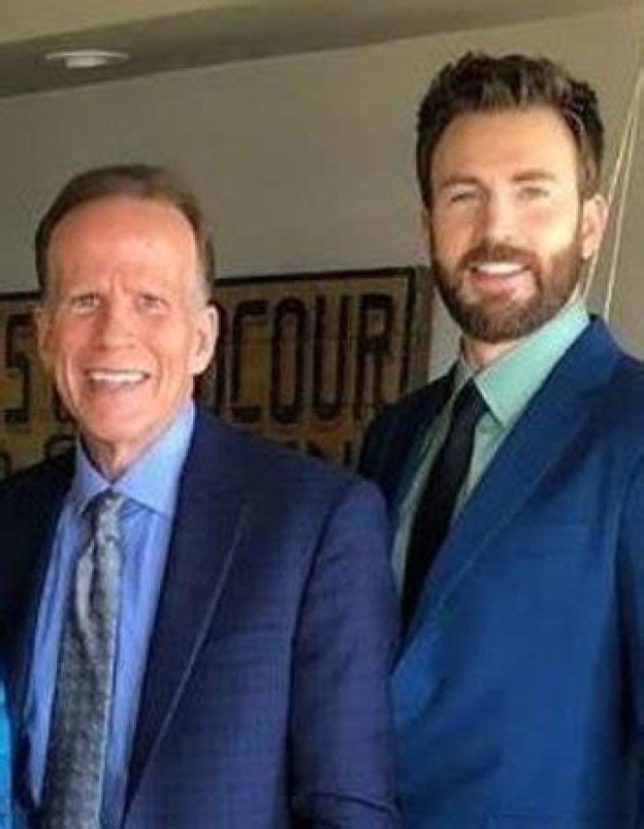 Chris Evans’ name was almost G. Robert Evans, and he would have gone by Bobby