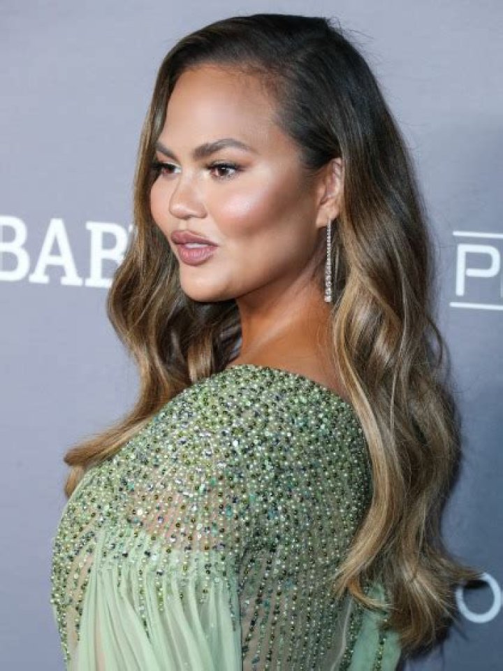 Chrissy Teigen’s manager points out ‘inconsistencies’ in Michael Costello’s DMs