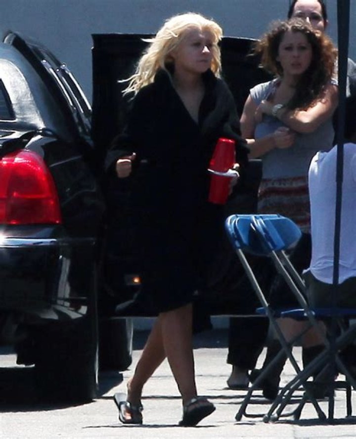 Christina Aguilera is the new, boozy face of World Hunger Relief: bad choice?