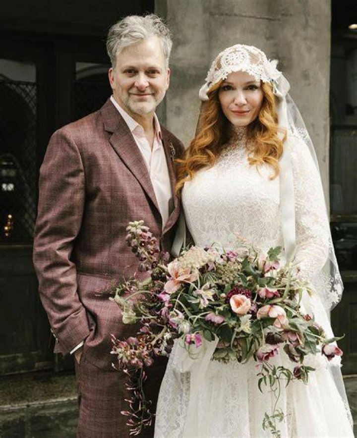 Christina Hendricks had a goth wedding in New Orleans, it involved a ghost tour
