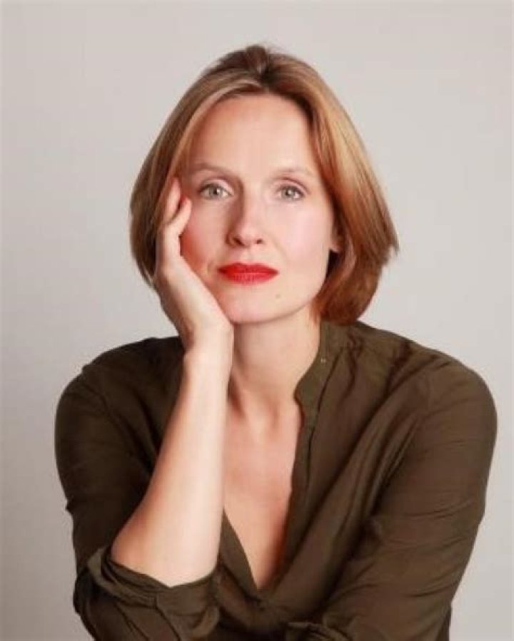Claire Cox Bio (Wiki) 