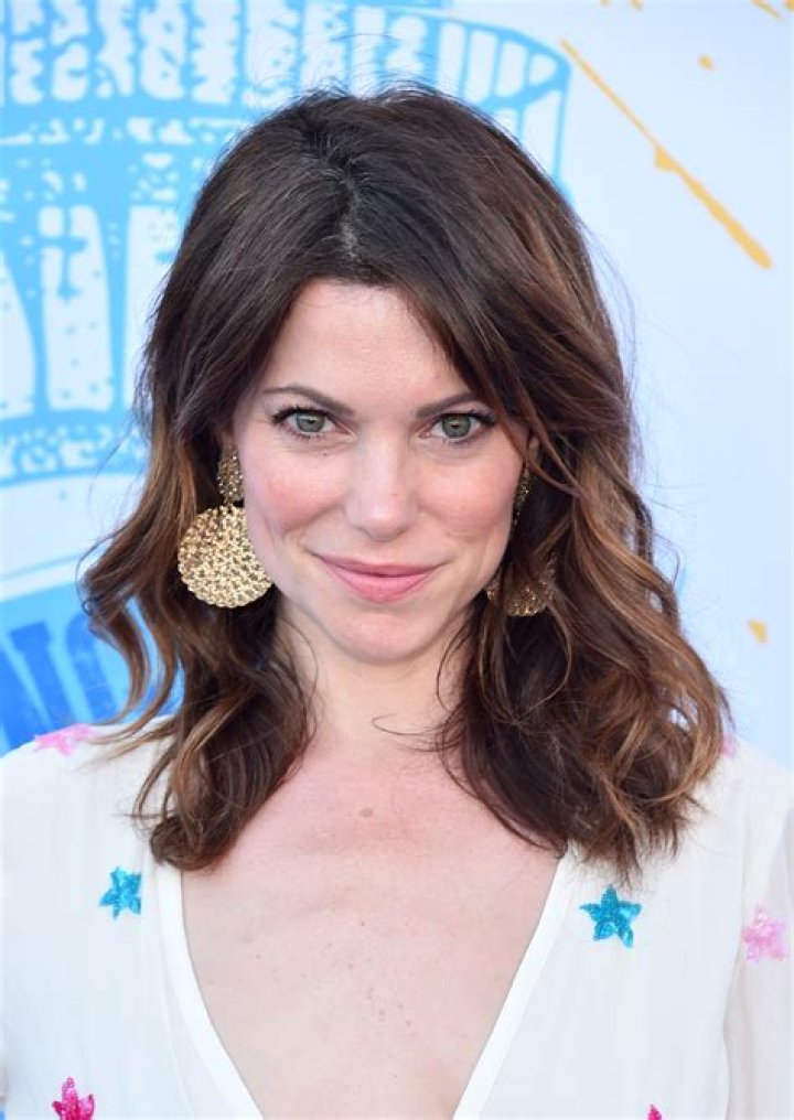 Courtney Henggeler Wiki, Age, Net Worth, Boyfriend, Family, Biography & More
