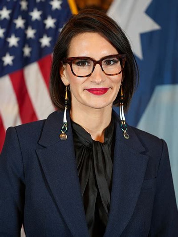Crista Flanagan Bio (Wiki) 