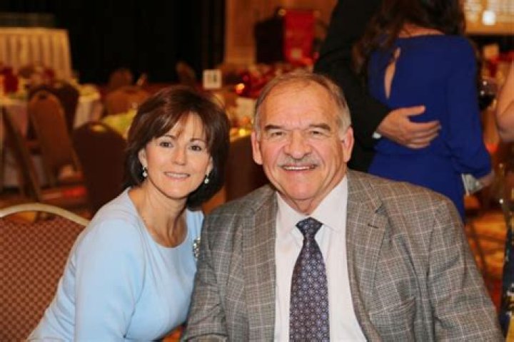 Dan Dierdorf Net Worth: Career & Lifestyle