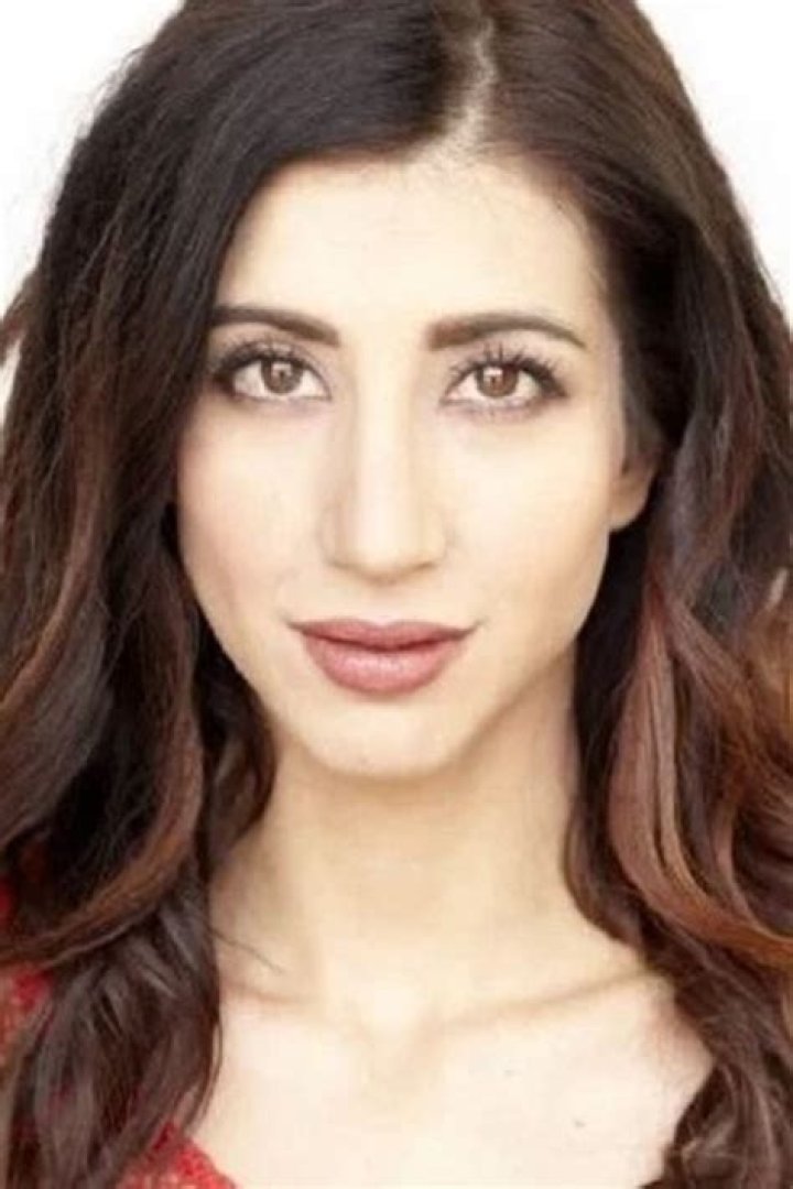 Dana DeLorenzo - Age, Family, Bio