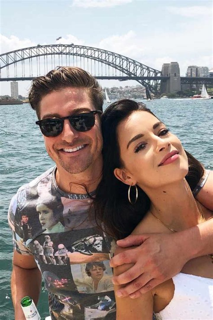 Daniel Lissing Wife Who is Daniel Lissing Wife?