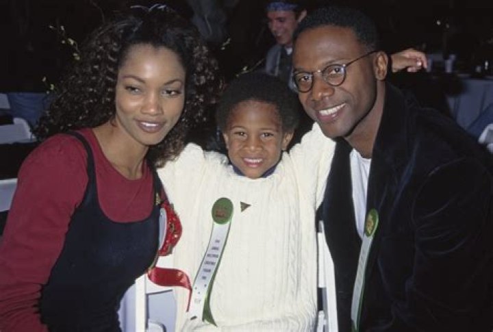 Daniel Saunders - Trivia, Family, Bio