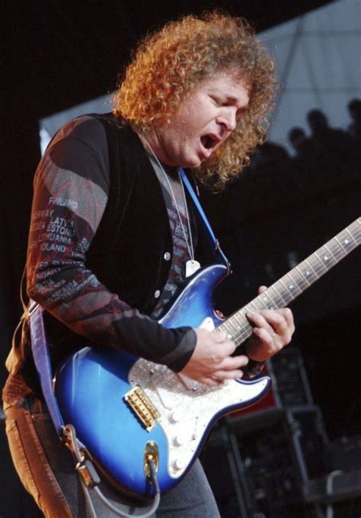 Dave Meniketti Net Worth - Wiki, Age, Weight and Height, Relationships, Family, and More
