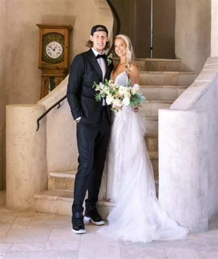Detroit Pistons’ Kelly Olynyk Married Jackie McNulty in Basketball-Themed Wedding!