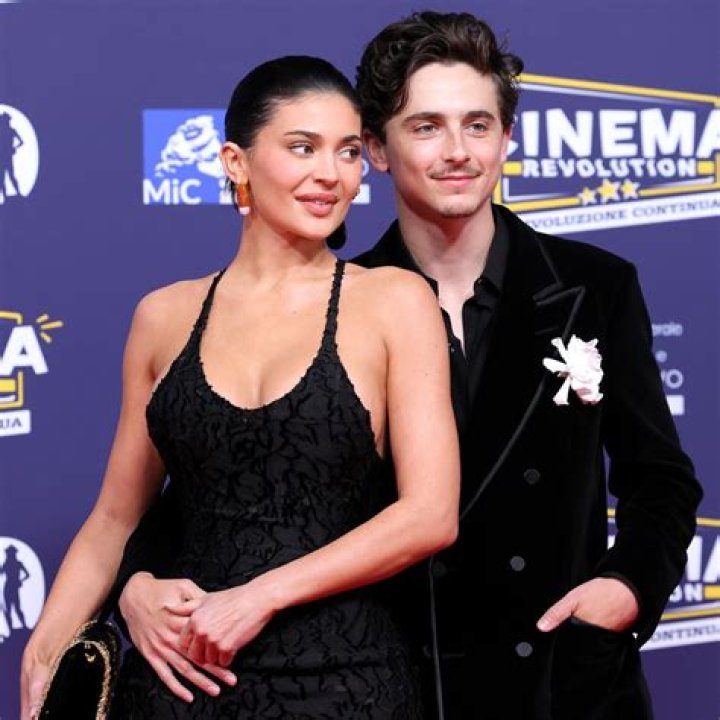 Deuxmoi: Kylie Jenner & Timothee Chalamet have been dating for months??