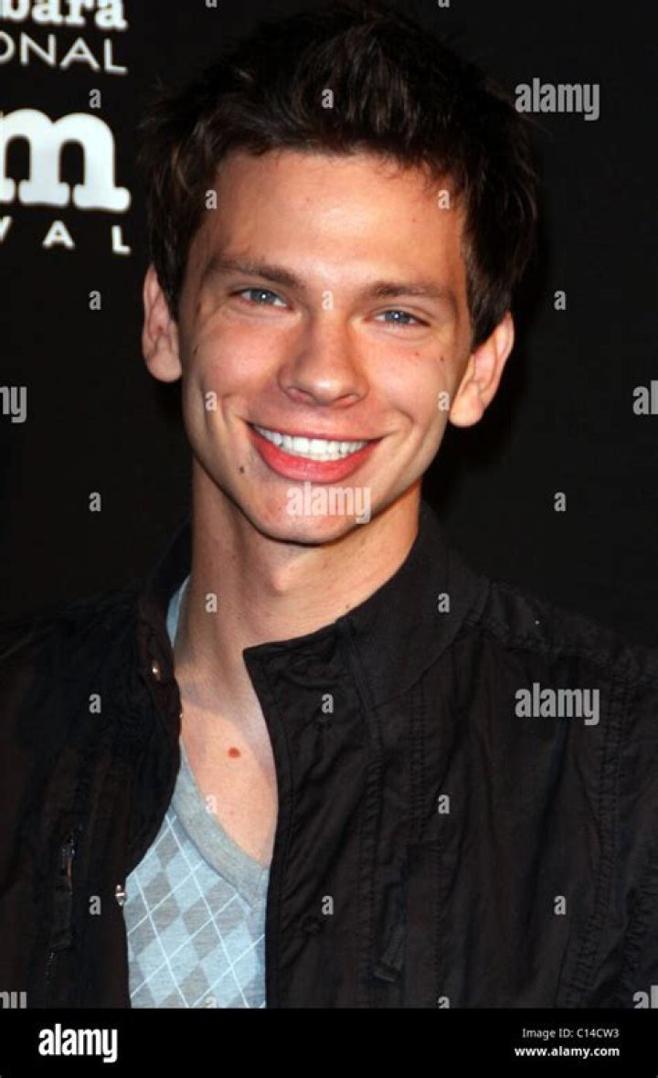 Devon Graye Bio (Wiki) 