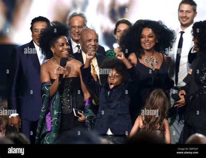 Diana Ross celebrates her 75th birthday at the Grammys! Her grandson Raif-Henok steals the show!