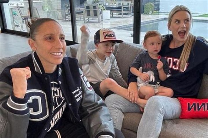 Diana Taurasi - Age, Family, Bio