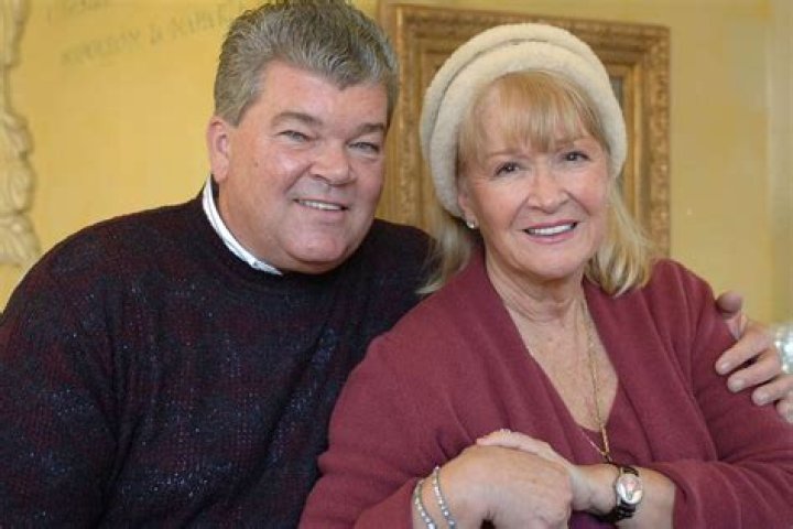 Diane Ladd Husband: Who Is Robert Charles Hunter?