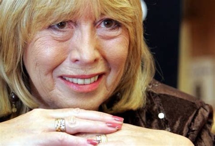 Did Cynthia Lennon have lung cancer?