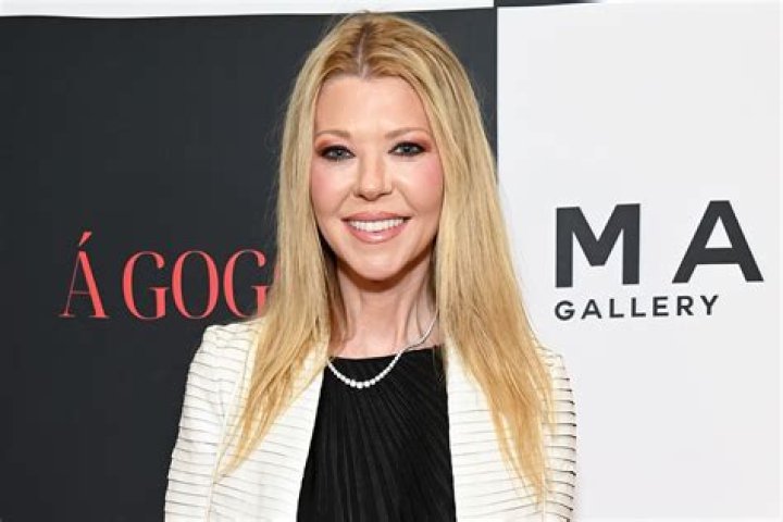 Did Elizabeth Banks throw a little shade at Tara Reid in her THR interview?